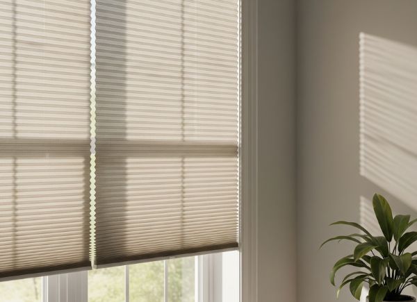 LIGHT FILTERING CELLULAR SHADES